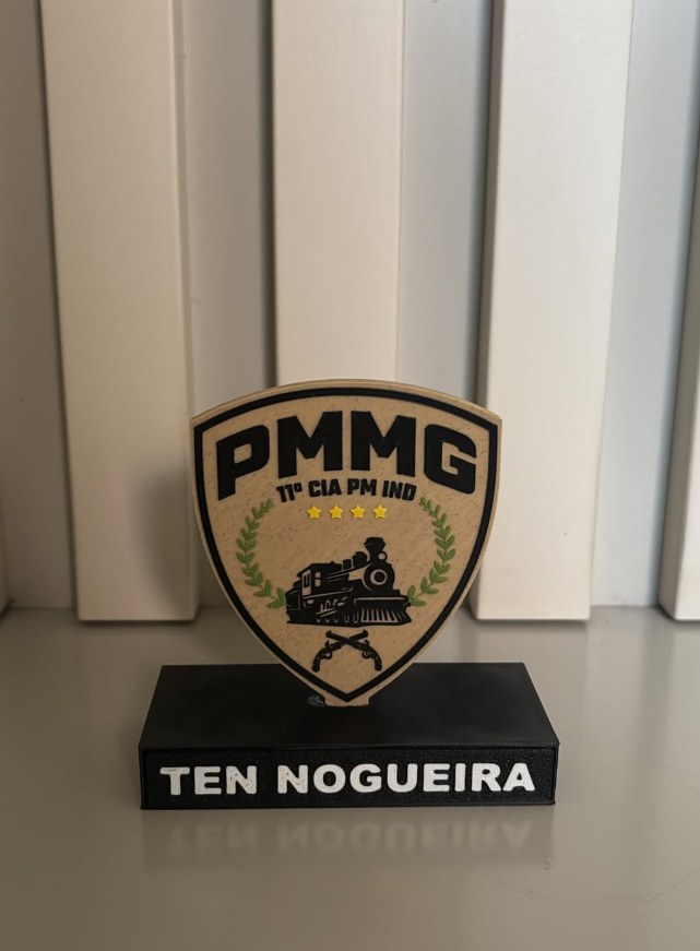 Peça comemorativa PMMG